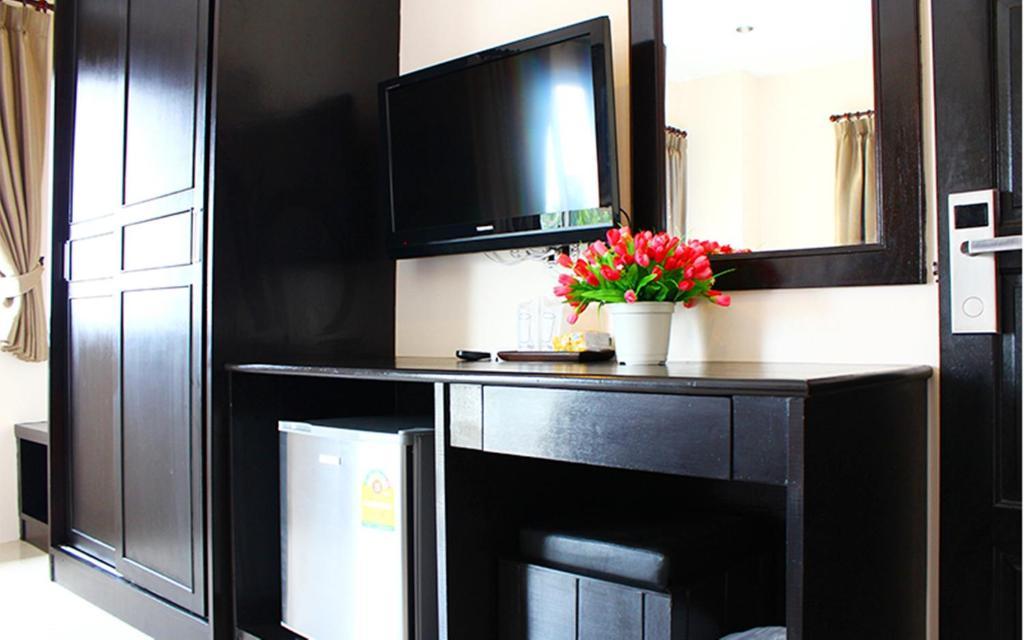 88 Hotel Patong Phòng bức ảnh
