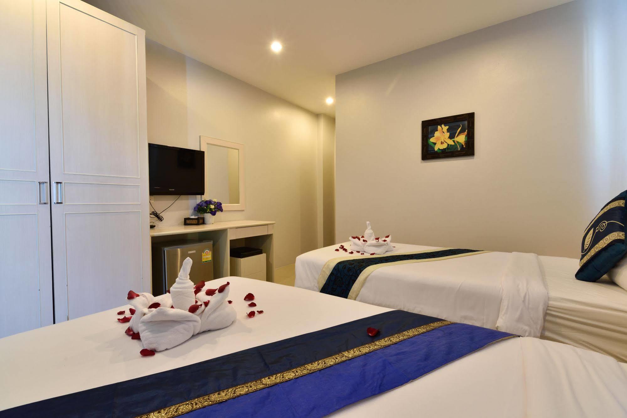 88 Hotel Patong Ngoại thất bức ảnh