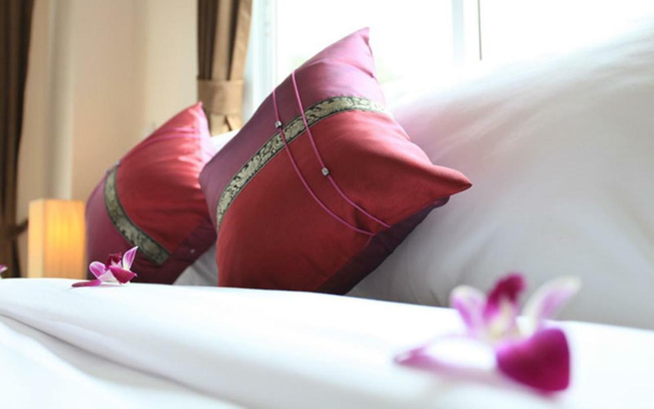 88 Hotel Patong Ngoại thất bức ảnh